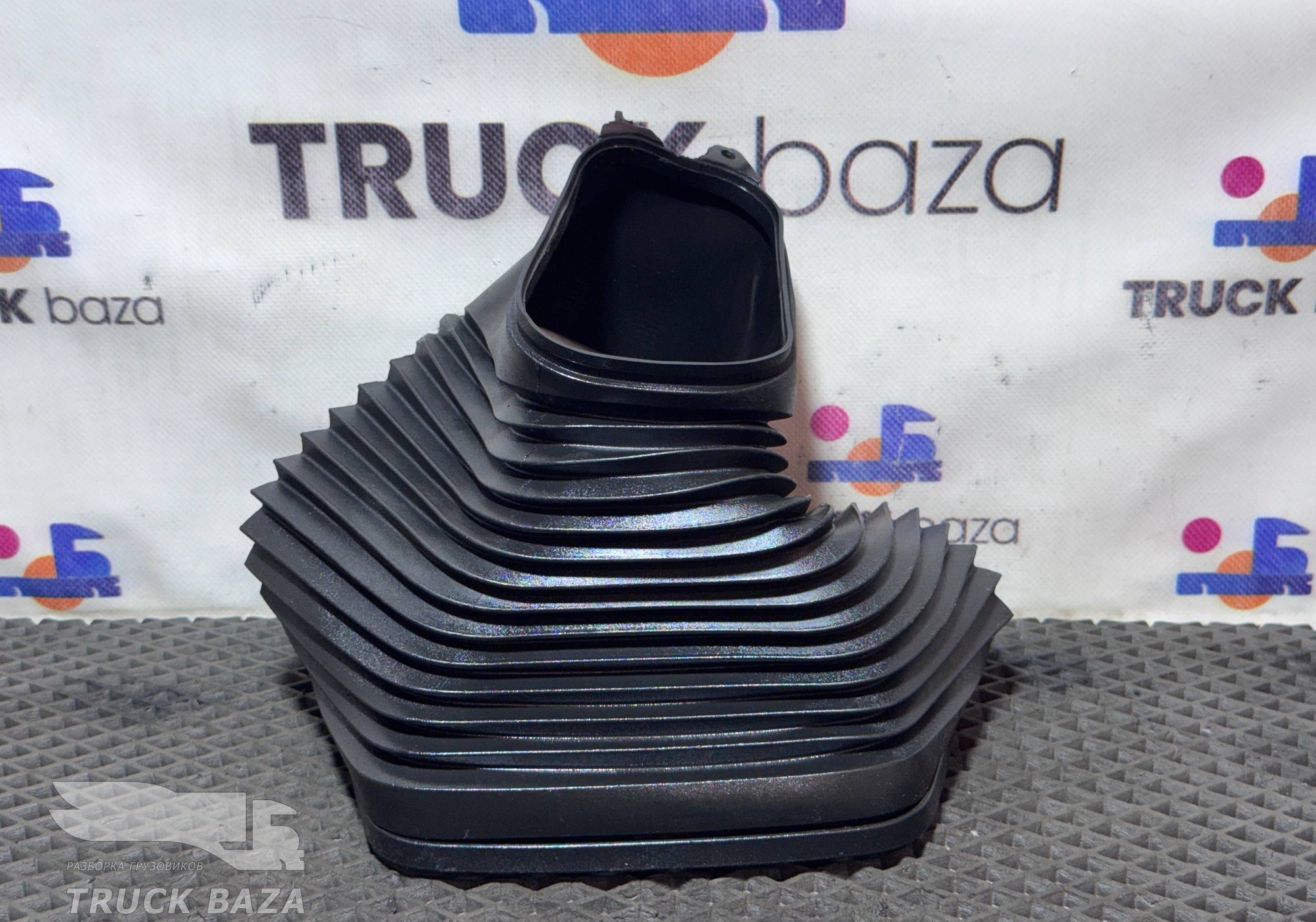 549013449016 Кожух рулевой колонки для КАМАЗ 54901