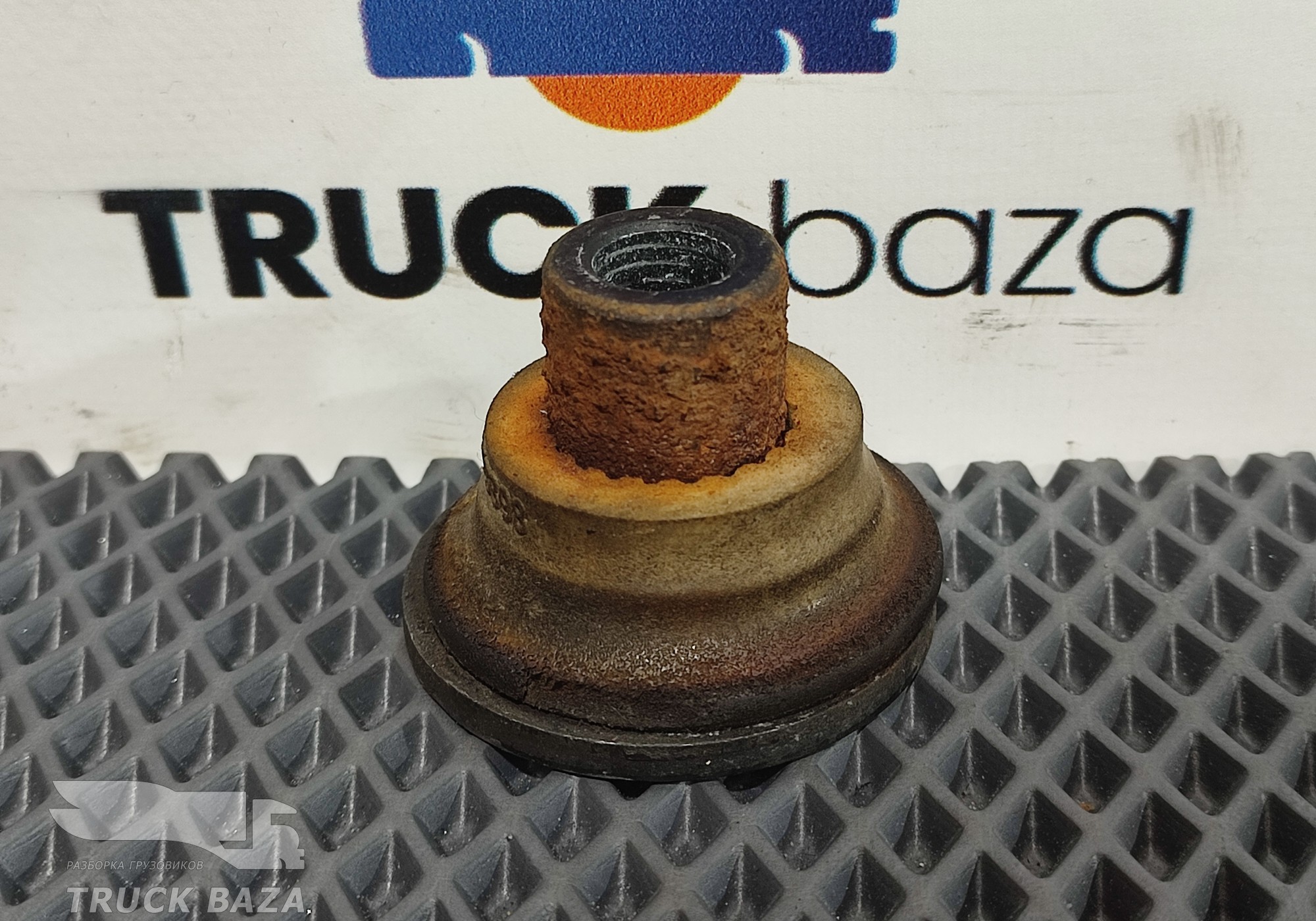 2773898 Втулка подвески кабины для Scania 6-series R (с 2016)