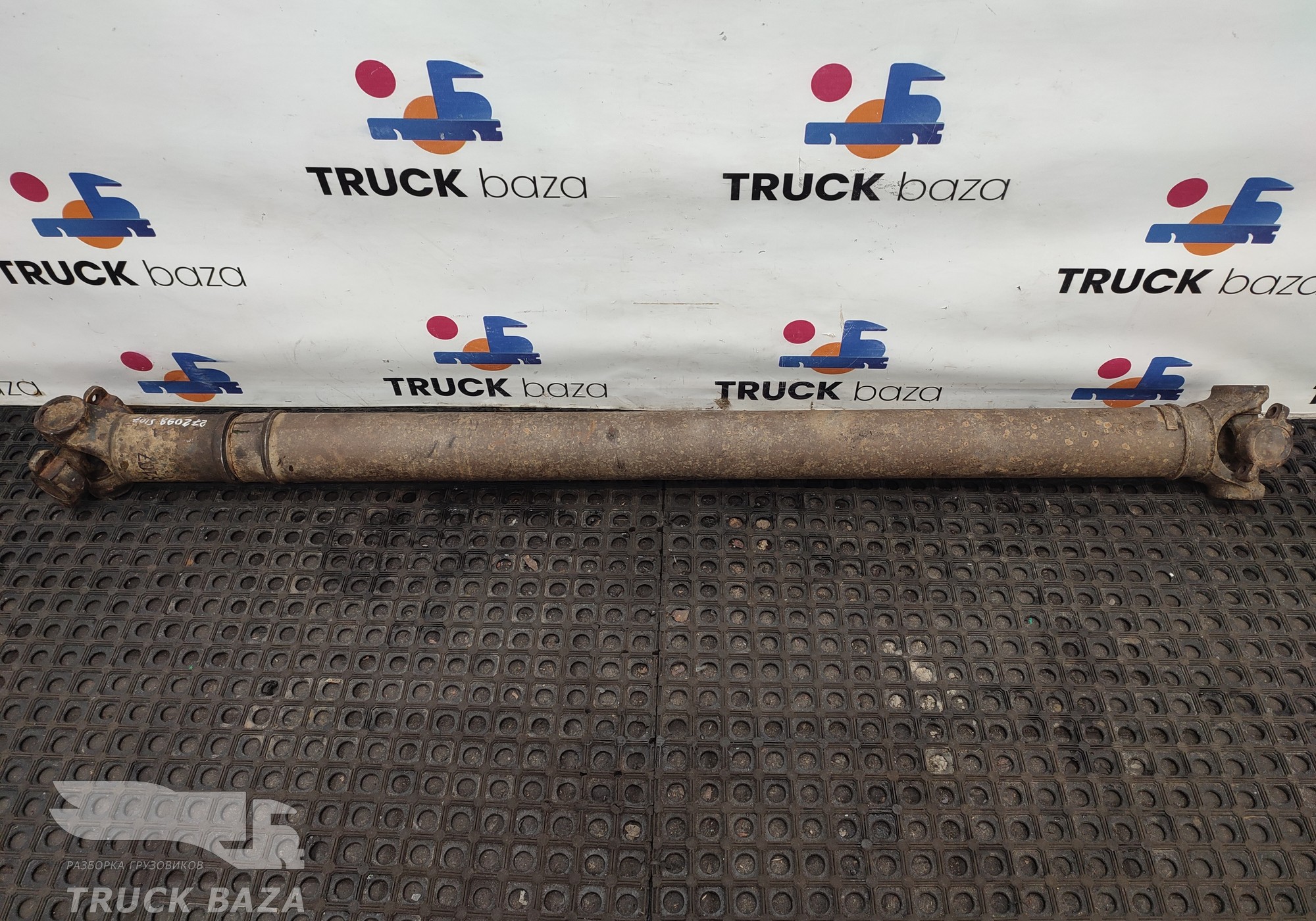 1758615 Вал карданный 1860x1760x1370 мм для Scania 5-series G (с 2004 по 2016)