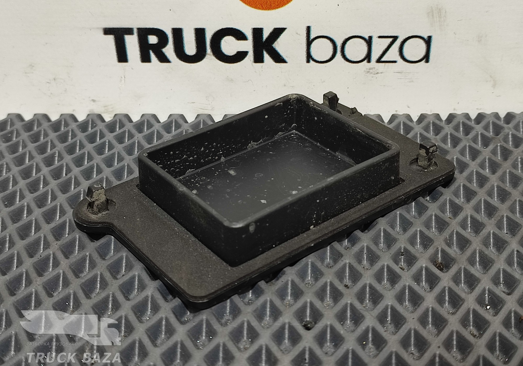 2327421 Крышка пола для Scania 5-series R (с 2004 по 2016)