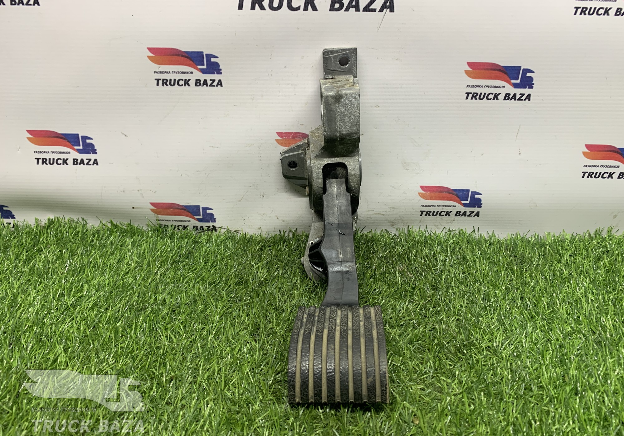 1959533 Педаль газа для Daf XF105 (с 2005)