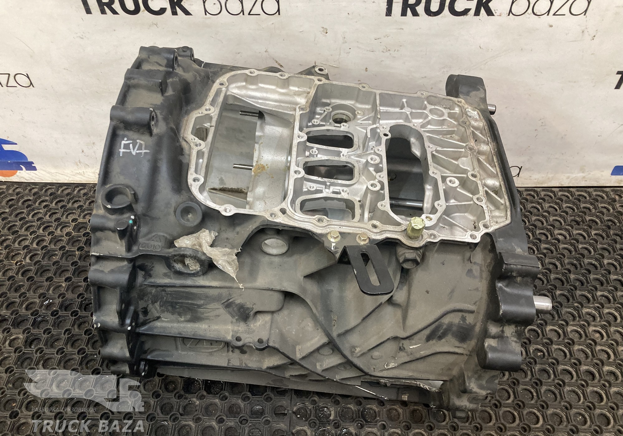 1358301142 Корпус АКПП ZF 12TX2621TD передняя часть