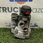 Кран управления тормозами прицепа для Mazda 323 II (с 1980 по 1989)