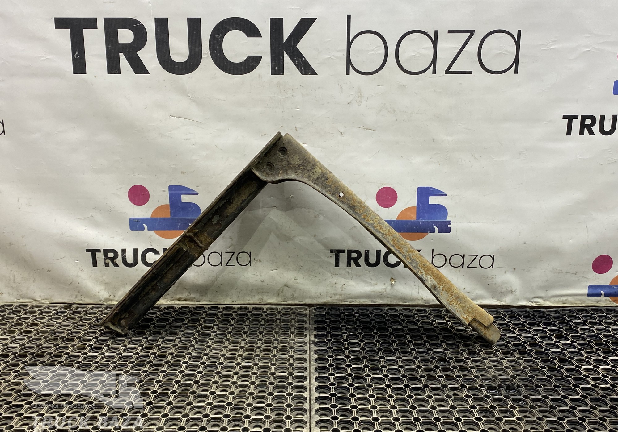 5490120810421 Кронштейн бака AdBlue для КАМАЗ 5490 (с 2013)