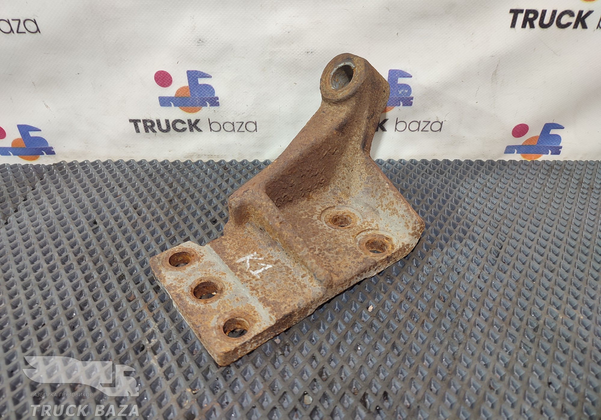 6460100112410 Кронштейн двигателя задний правый для КАМАЗ 5490 (с 2013)