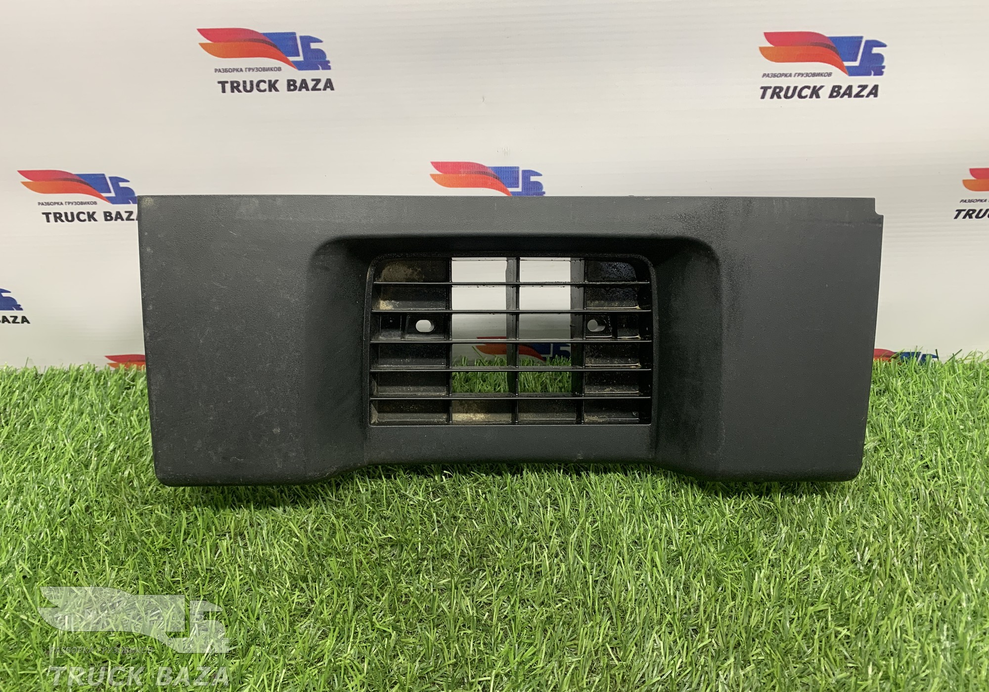 1848345 Накладка отопителя