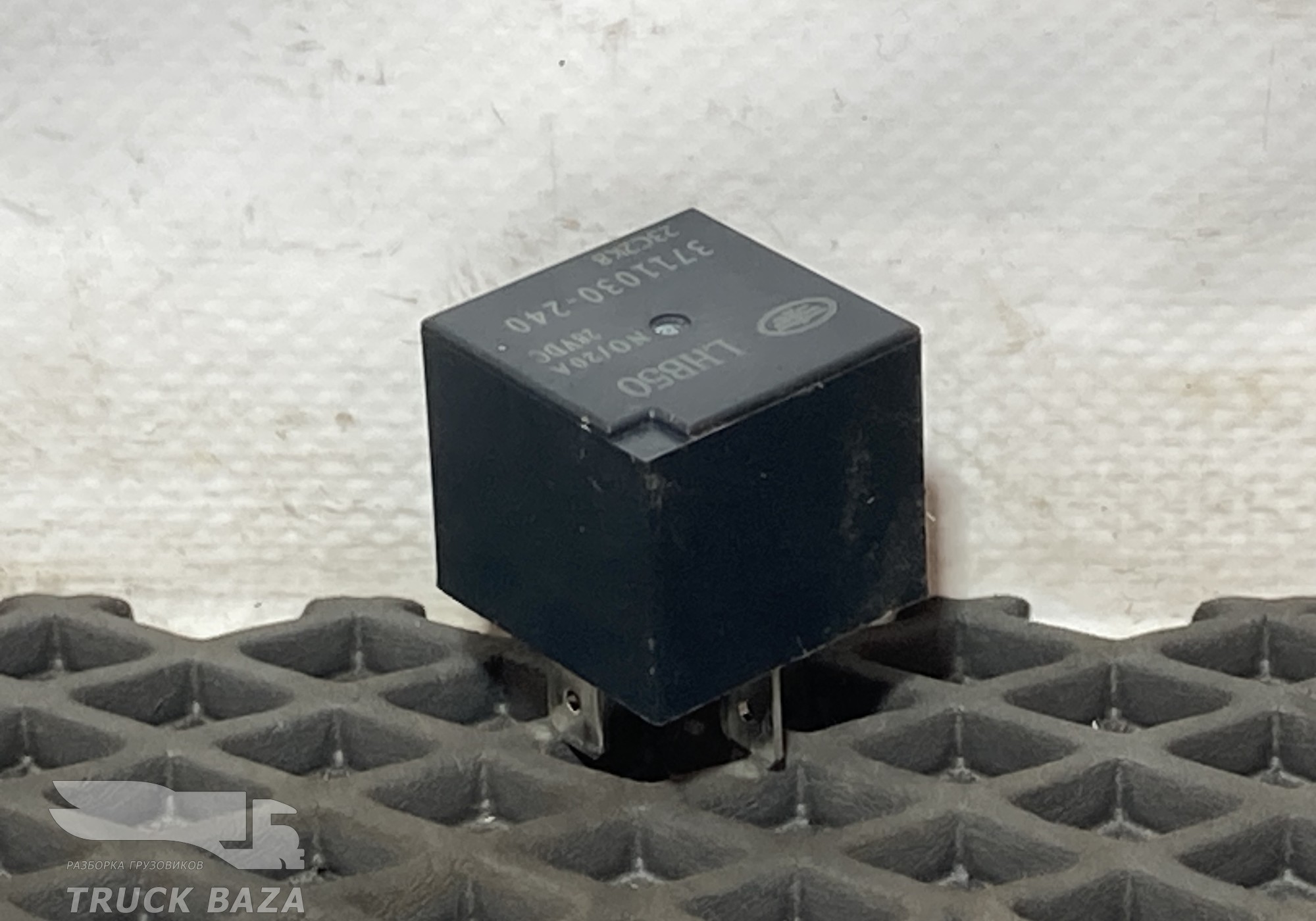 3711030240 Реле 24V для Faw JH6