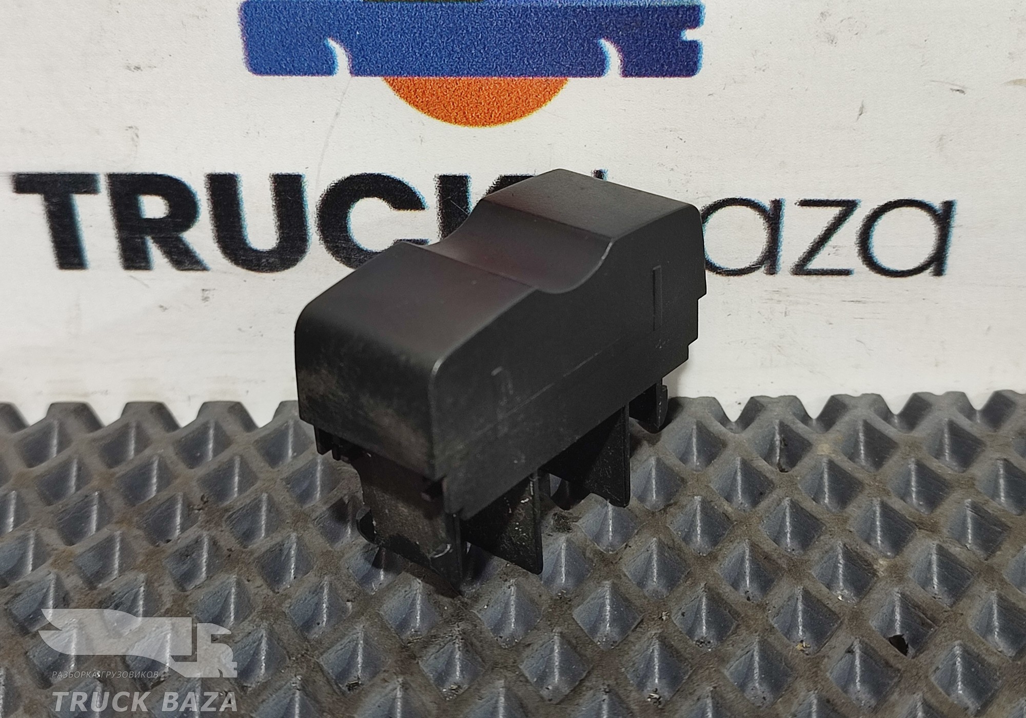 9435450003 Заглушка кнопки