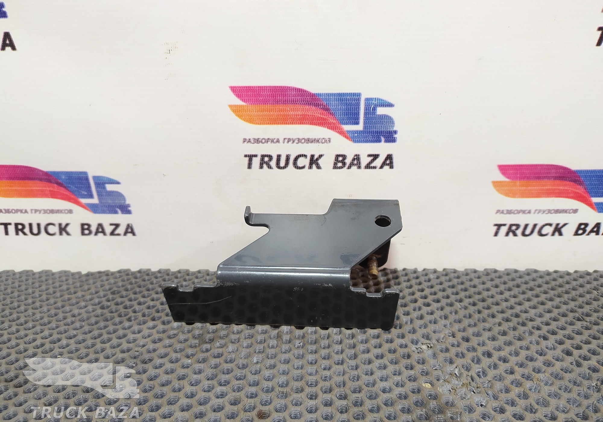 41231718 Кронштейн воздушного компрессора для Iveco Stralis II Hi-Way (с 2012)