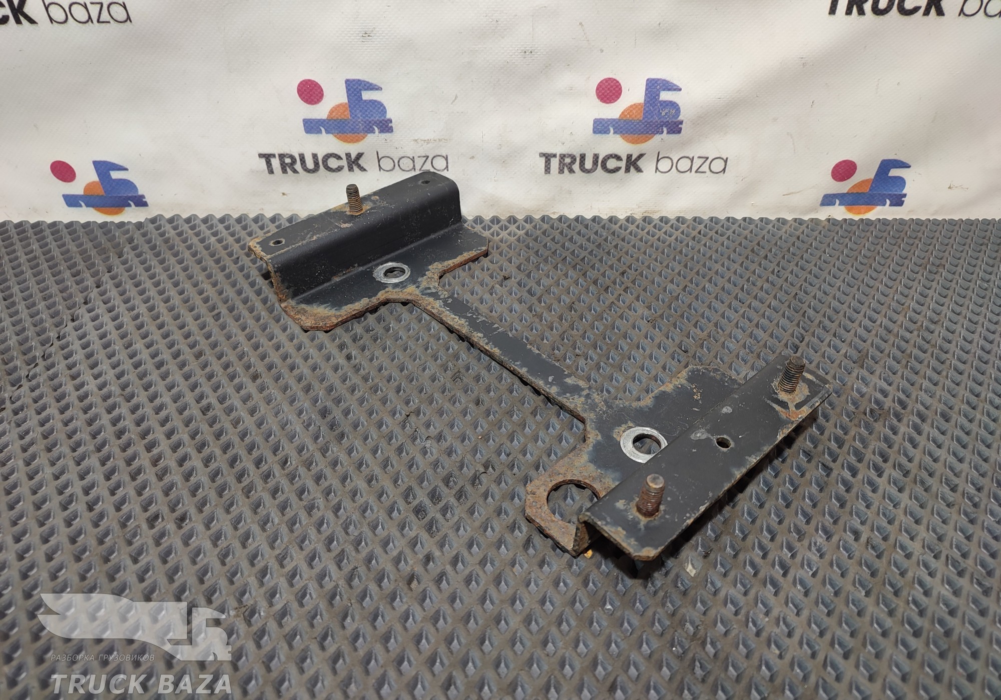 Кронштейн блока управления для КАМАЗ 5490 (с 2013)