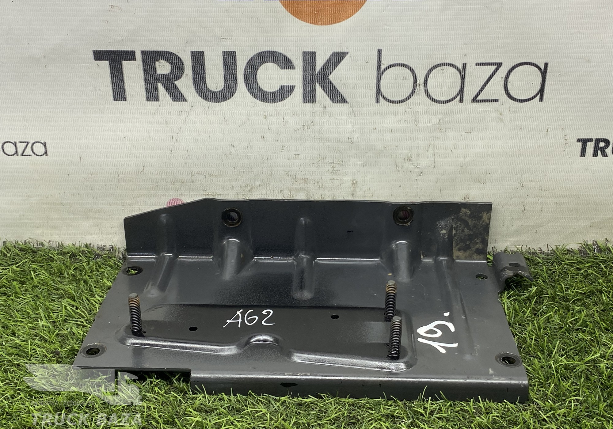 A9425405040 Кронштейн блока AdBlue для Mercedes-Benz Actros MP3 (с 2008)