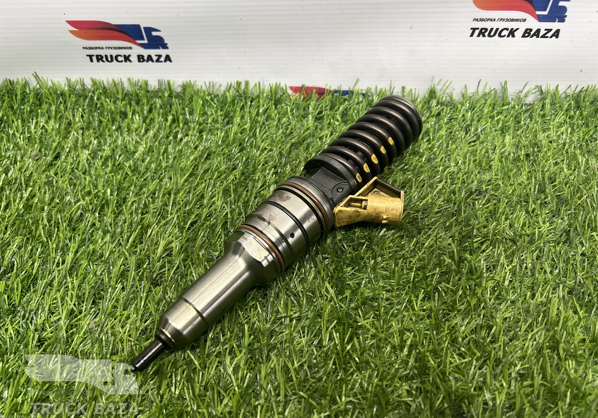 504287070 Форсунка топливная