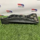 Кронштейн переднего бампера левый для Toyota MR 2