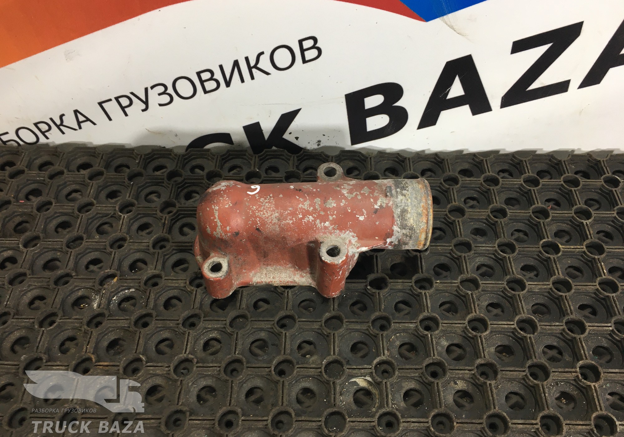 61321250 Корпус термостата для Iveco EuroTech