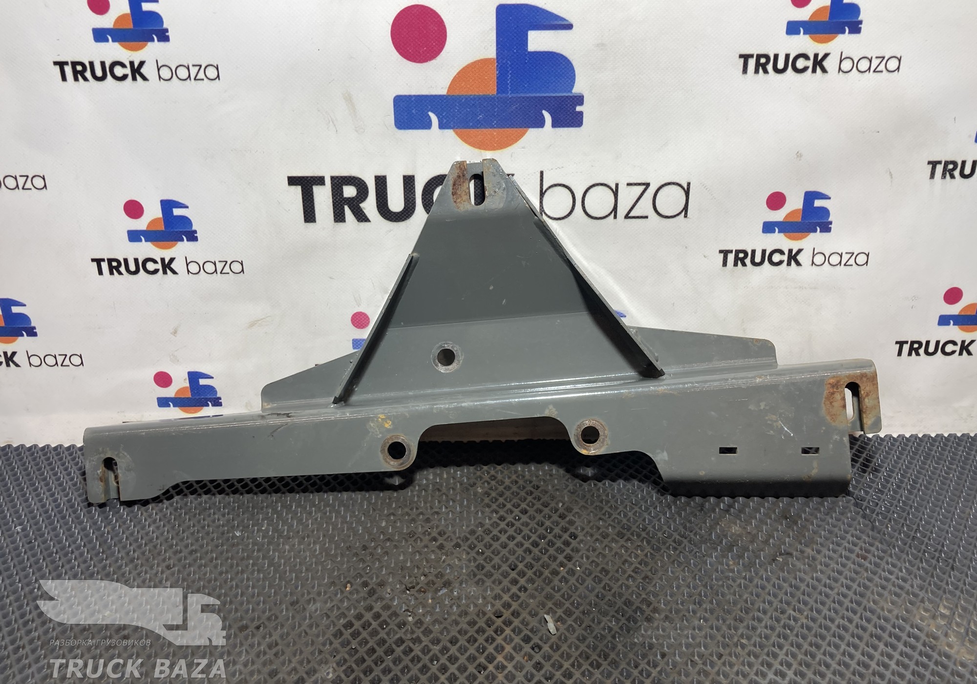 712W416105008 Кронштейн бампера левый для Sinotruk Sitrak C7H