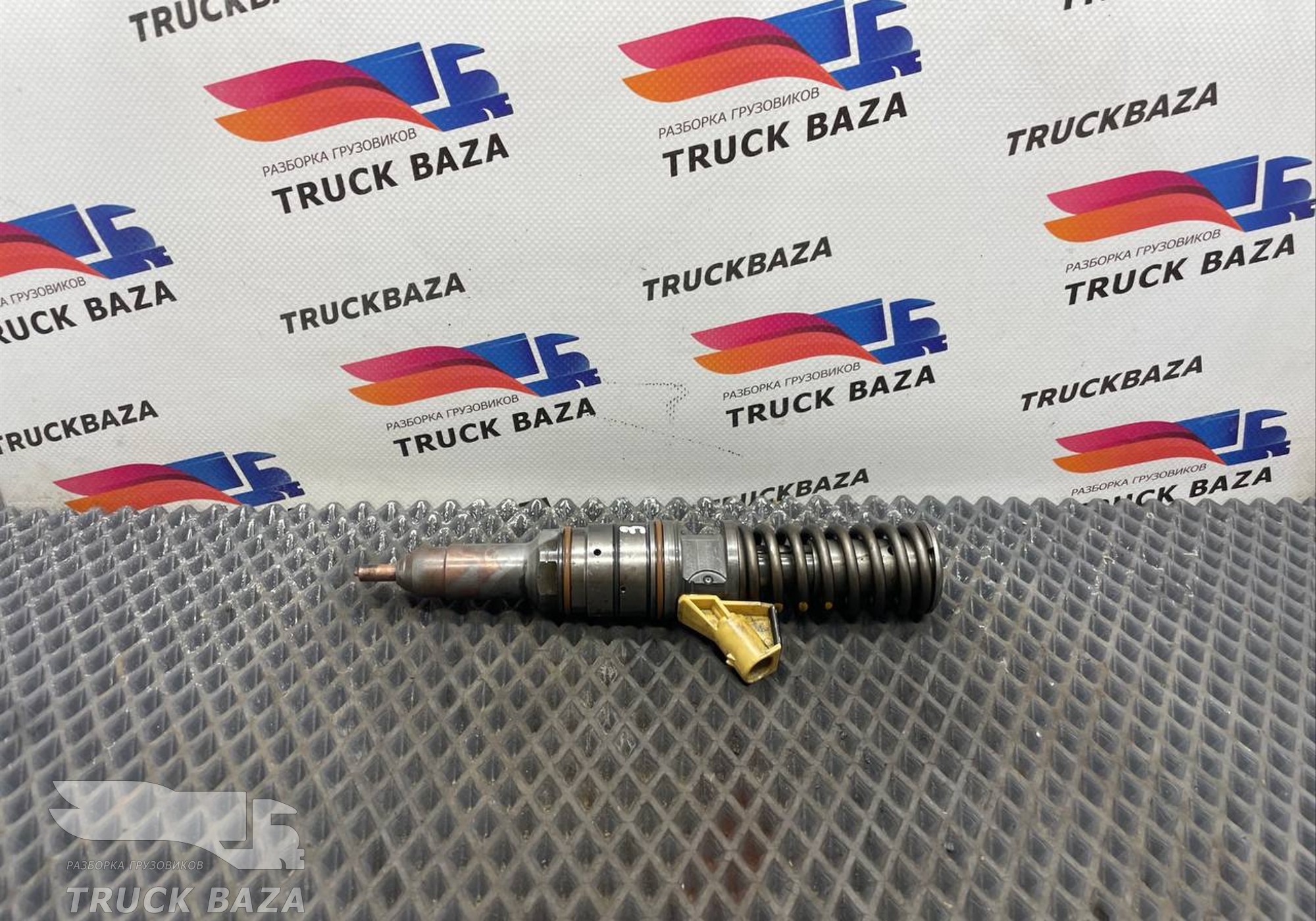 504287070 Форсунка топливная для Iveco Stralis I (с 2002)