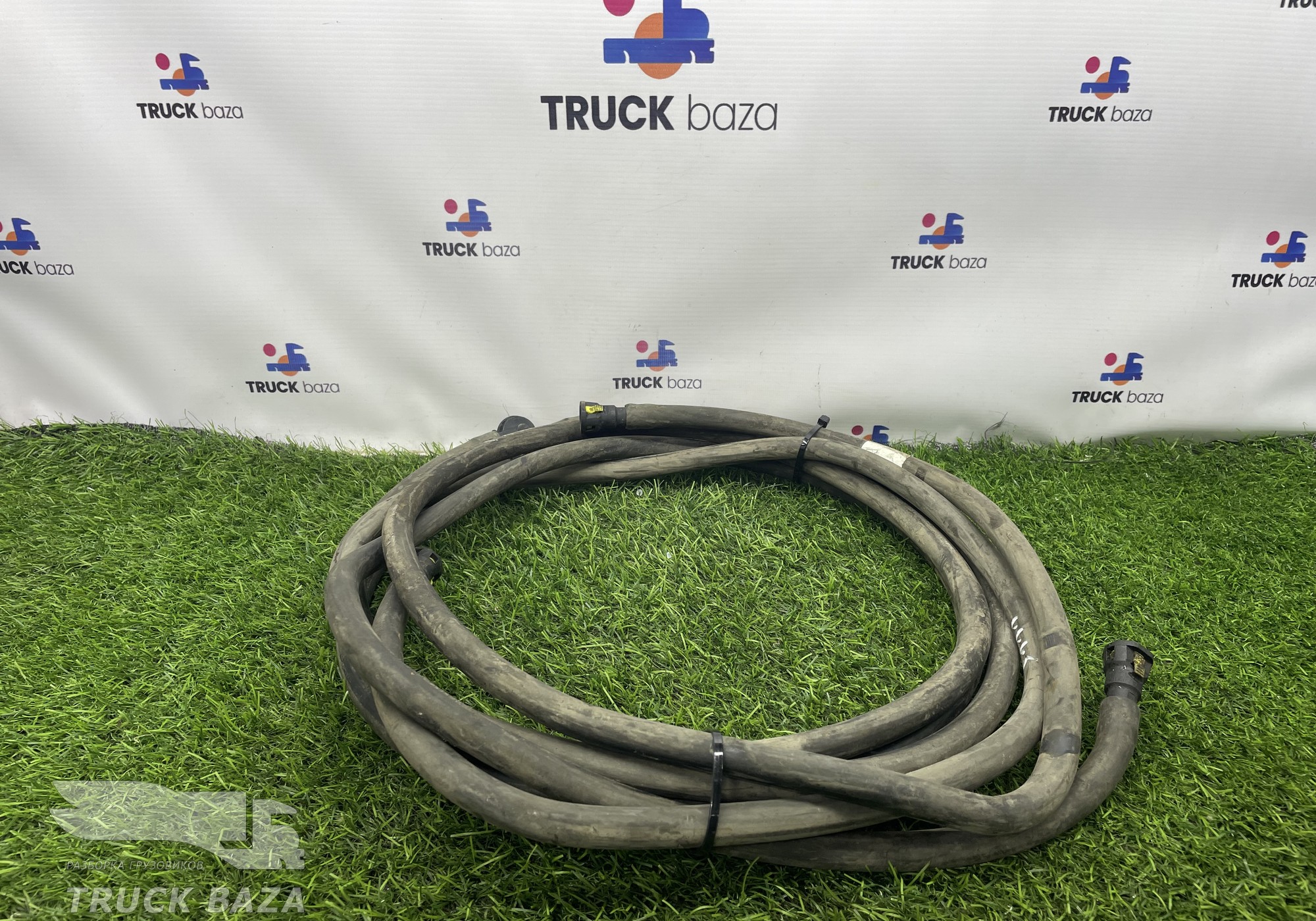 2098519 Шланг омывателя фар