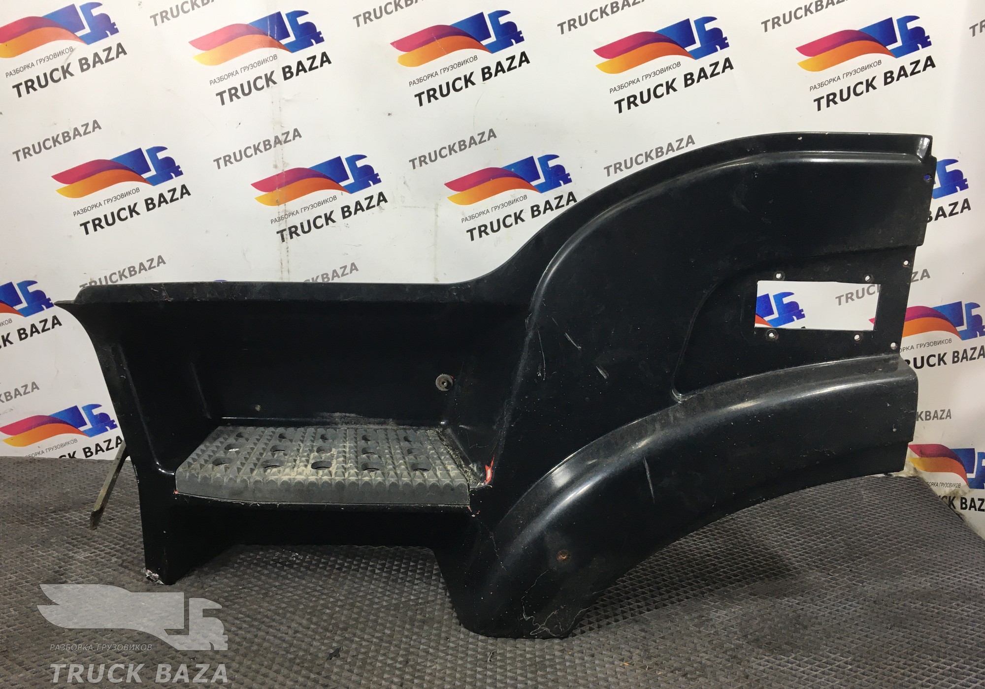 504103305 Корпус подножки верхний LH для Iveco