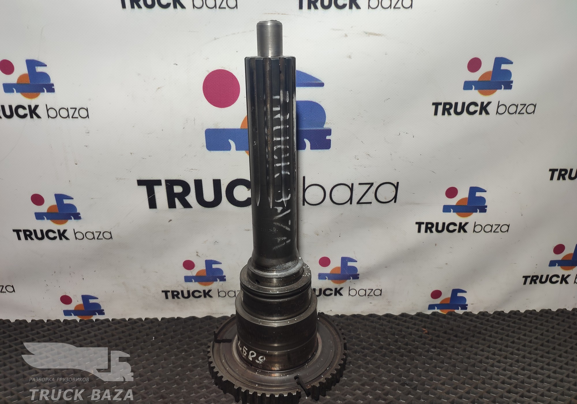 1316302085 Вал КПП первичный ZF 16S
