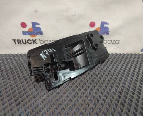 81621580074 Кронштейн спального места для Man