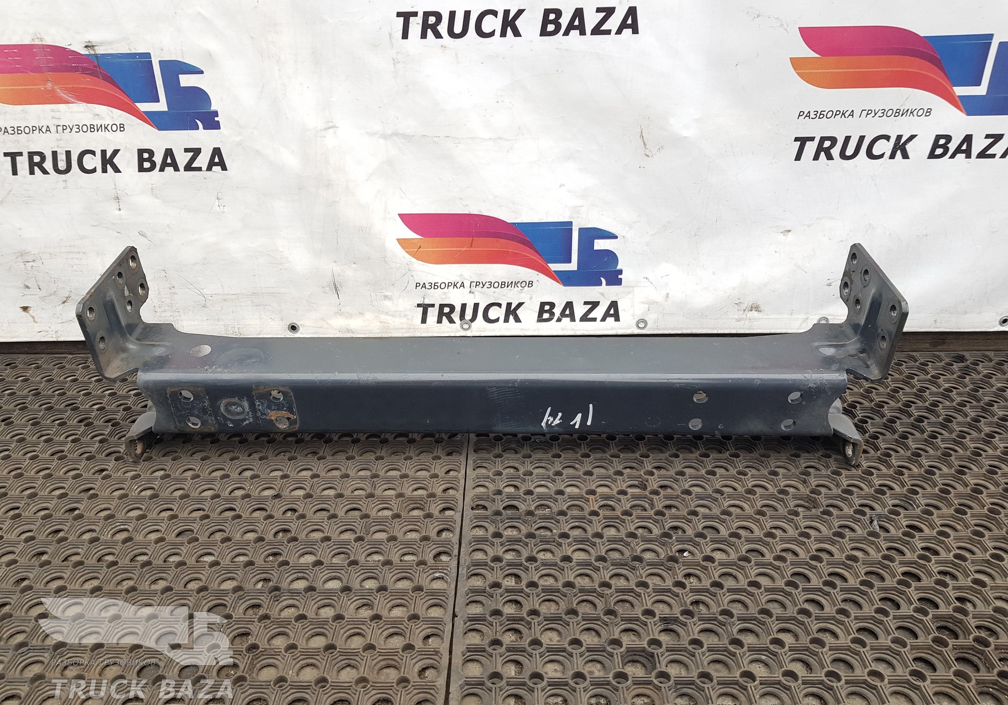 504027363 Траверса рамы передняя поперечная для Iveco Stralis II Hi-Way (с 2012)