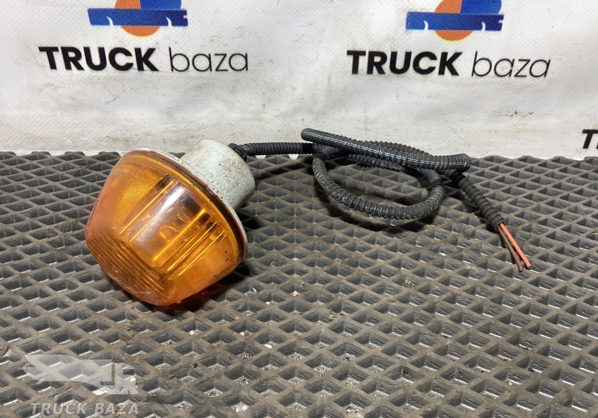 811W253206011 Повторитель указателя поворота для Sinotruk Sitrak C7H