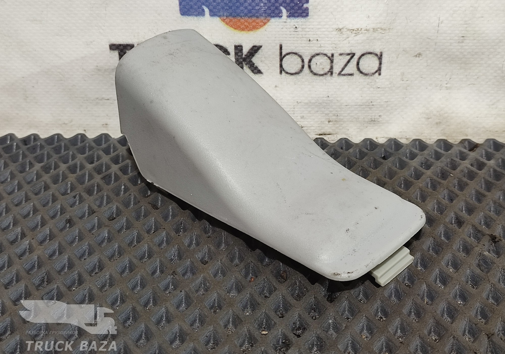 81623050054 Заглушка спальника