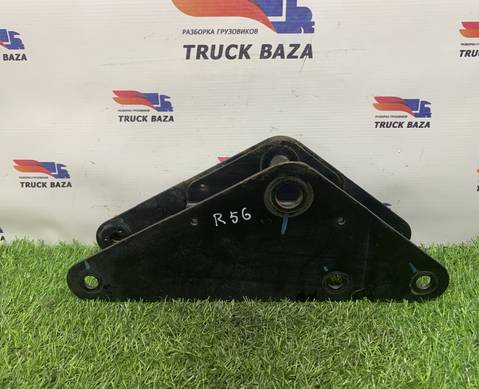 7482313837 Кронштейн цилиндра подъема кабины для Renault T (с 2013)