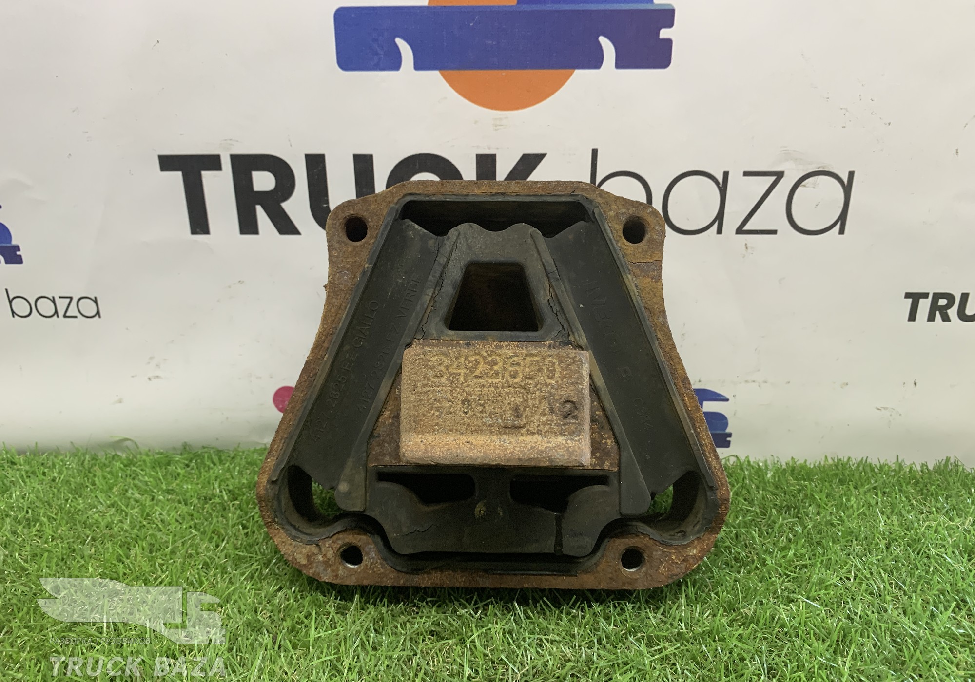 3423650 Подушка двигателя задняя для Iveco