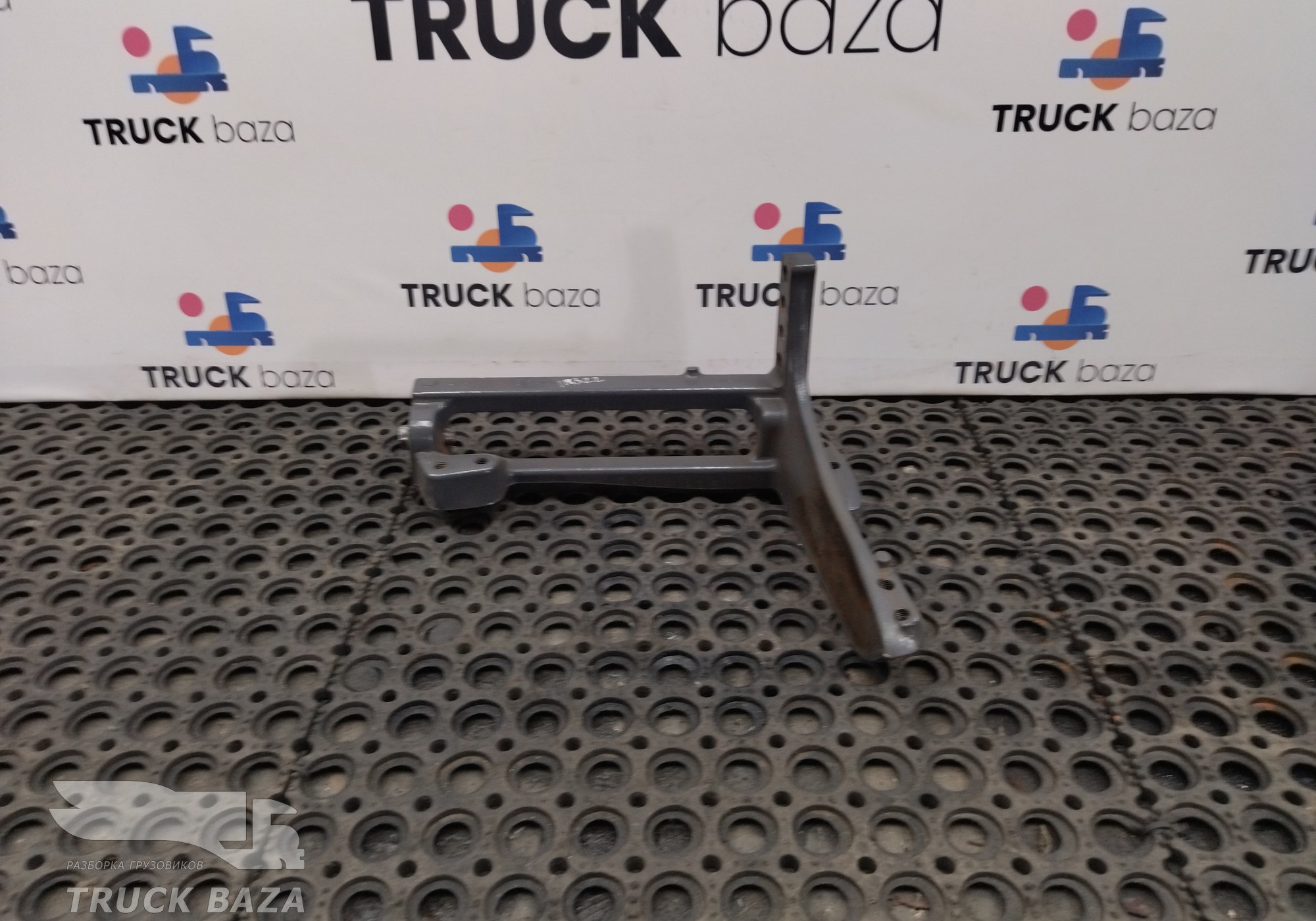 2144353 Кронштейн бака AdBlue для Scania 6-series P (с 2016)
