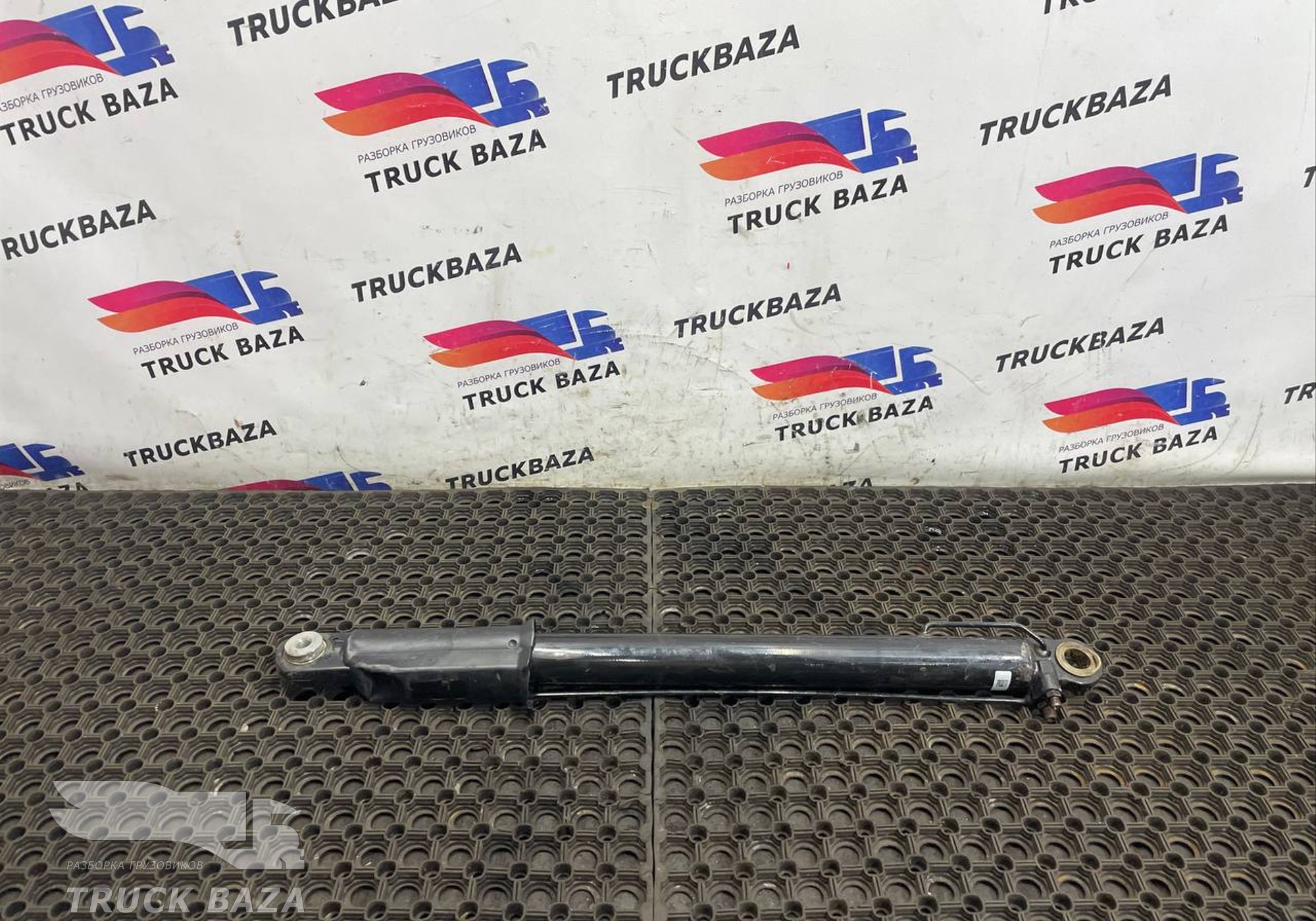 JC4600354AC Цилиндр подъема кабины для Ford F-MAX (с 2018)