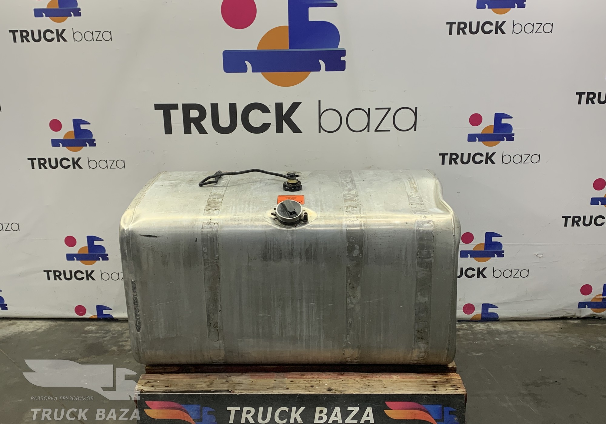 1871190 Бак топливный 500 L для Scania 4-series