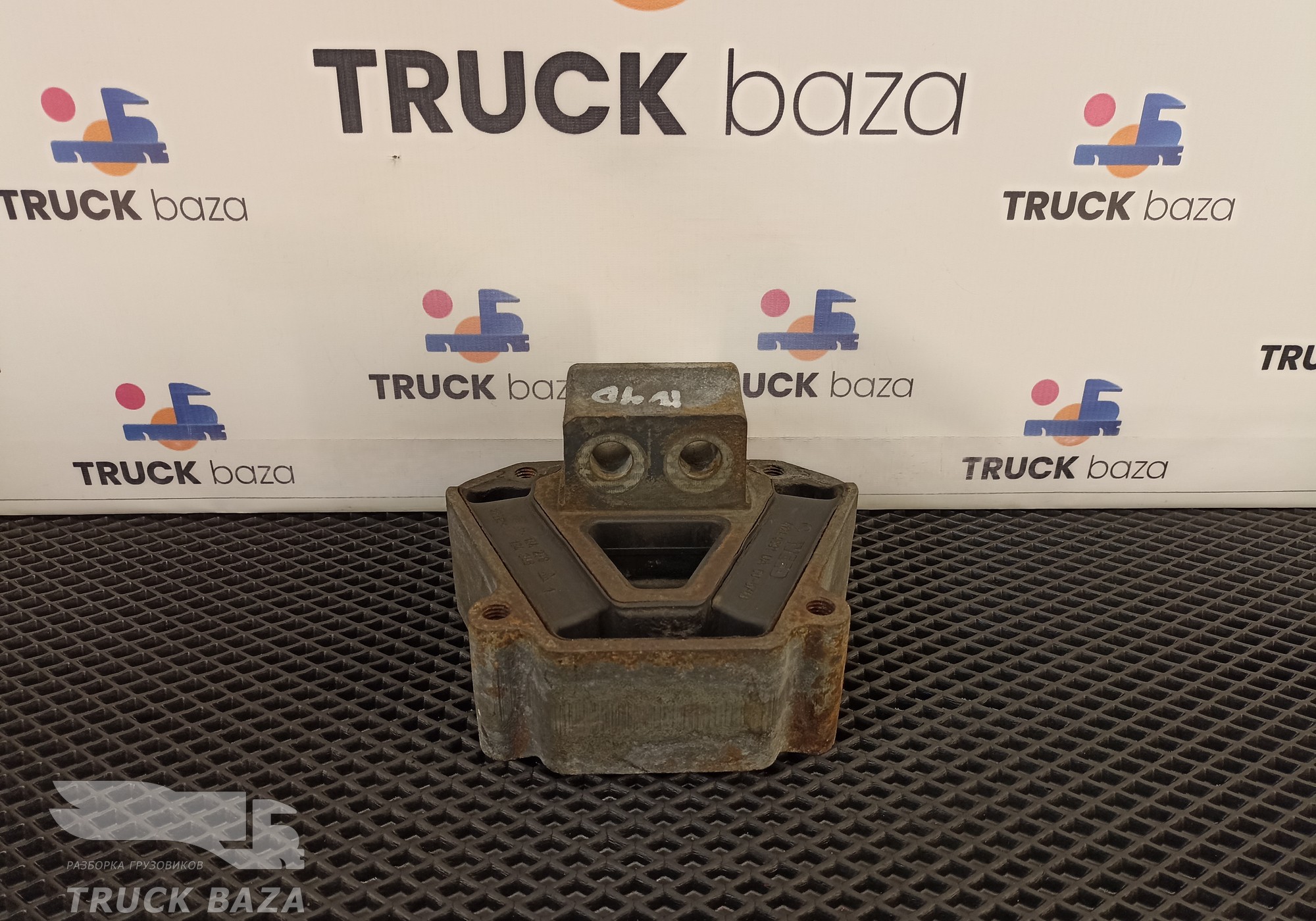 500364185 Подушка двигателя передняя для Iveco