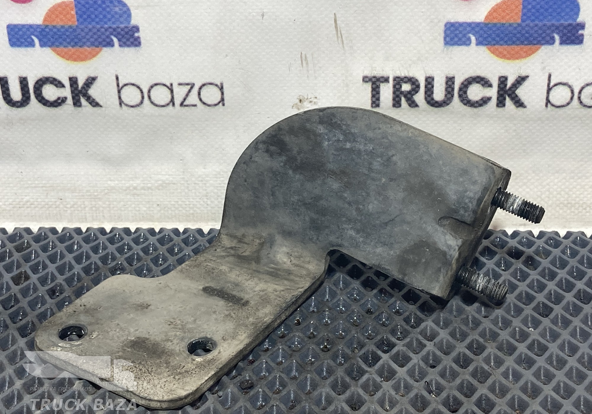 1793399 Кронштейн проводки для Scania