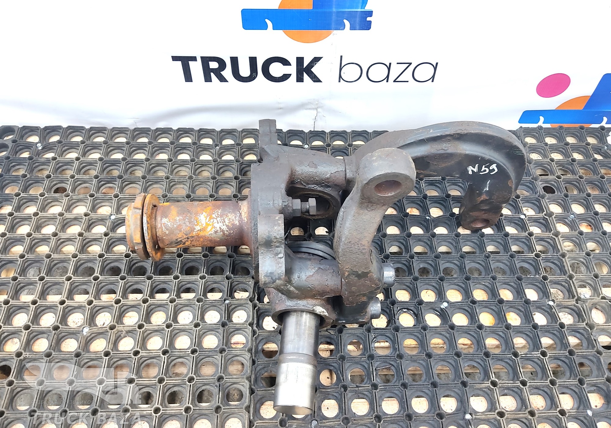 81442016303 Кулак поворотный левый для Man TGX I (с 2007)