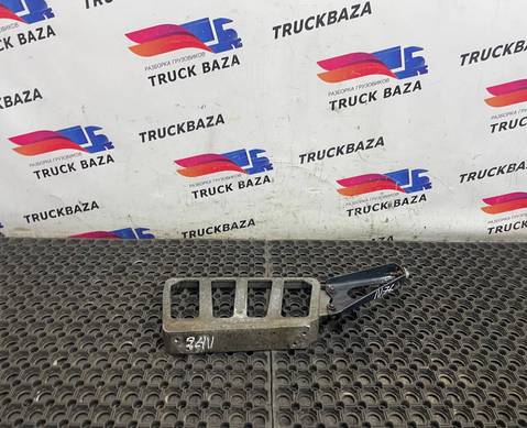 81615110027 Кронштейн подножки левый для Man TGX TG3 (с 2020)