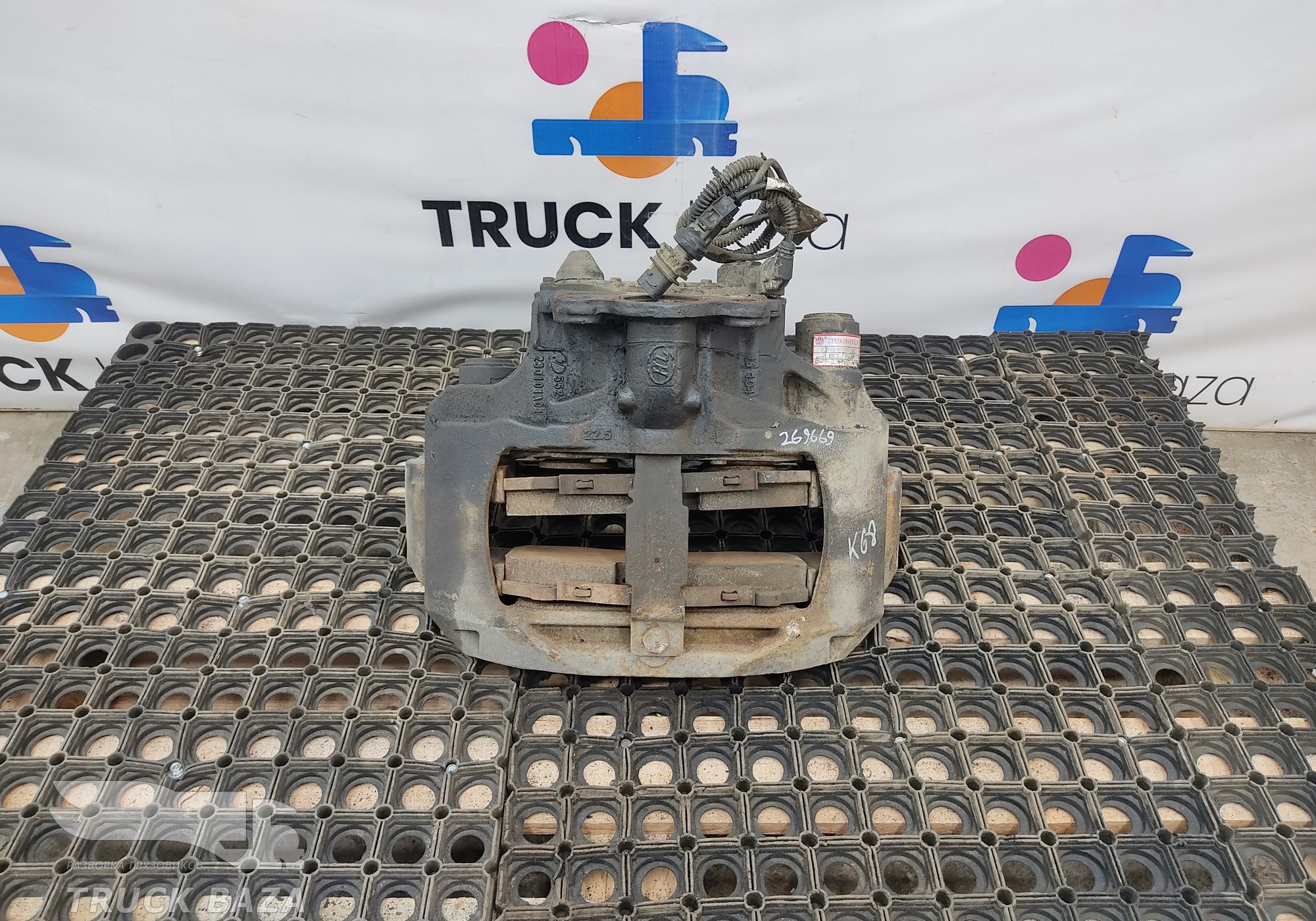 HD90129341291 Суппорт задний левый для КАМАЗ 54901