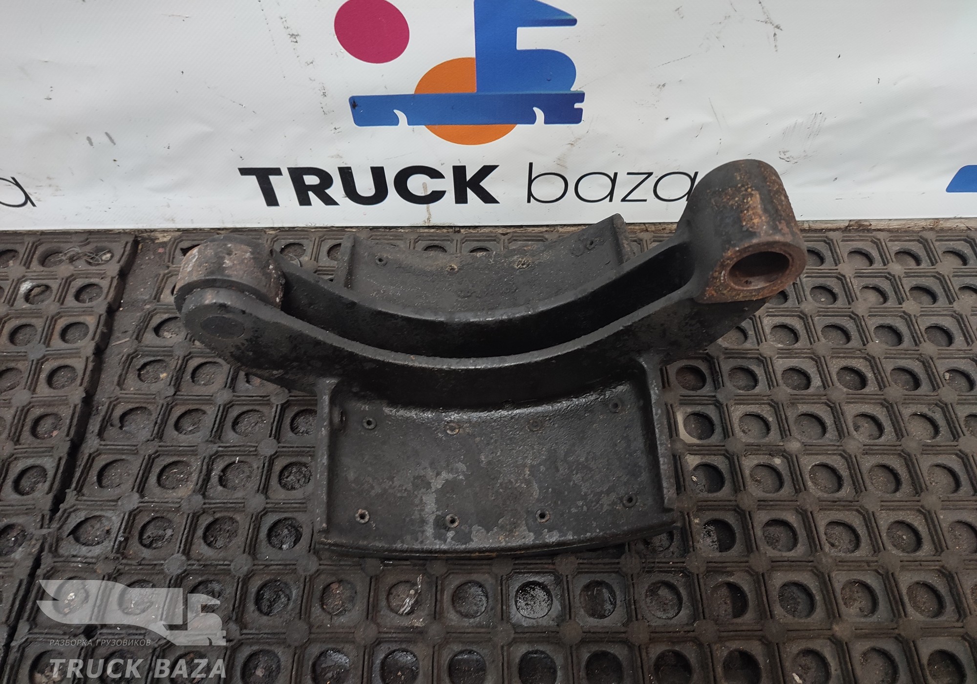 1300205 Колодка тормозная задняя 254 мм