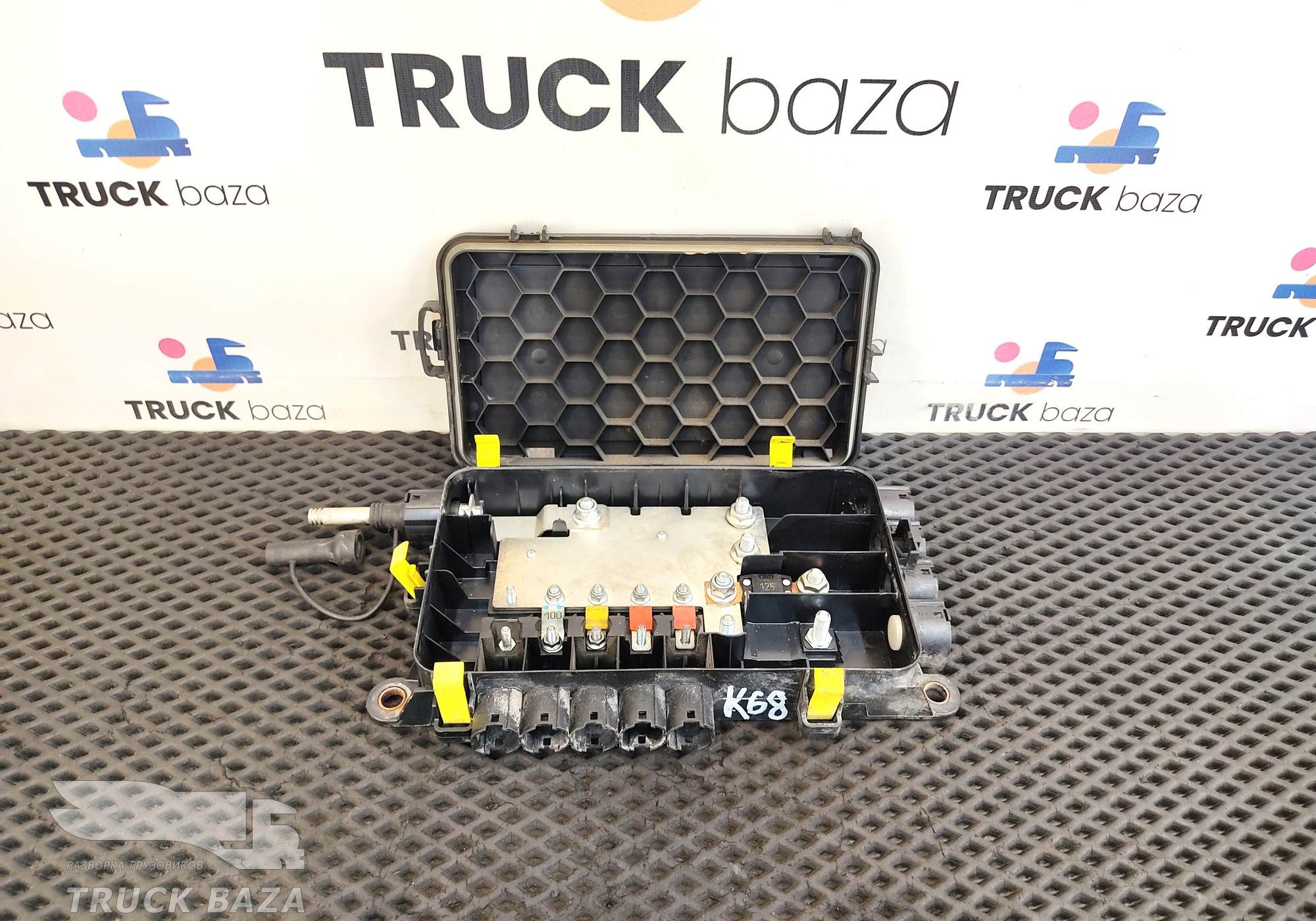 0301187 Рамный блок предохранителей для КАМАЗ 54901