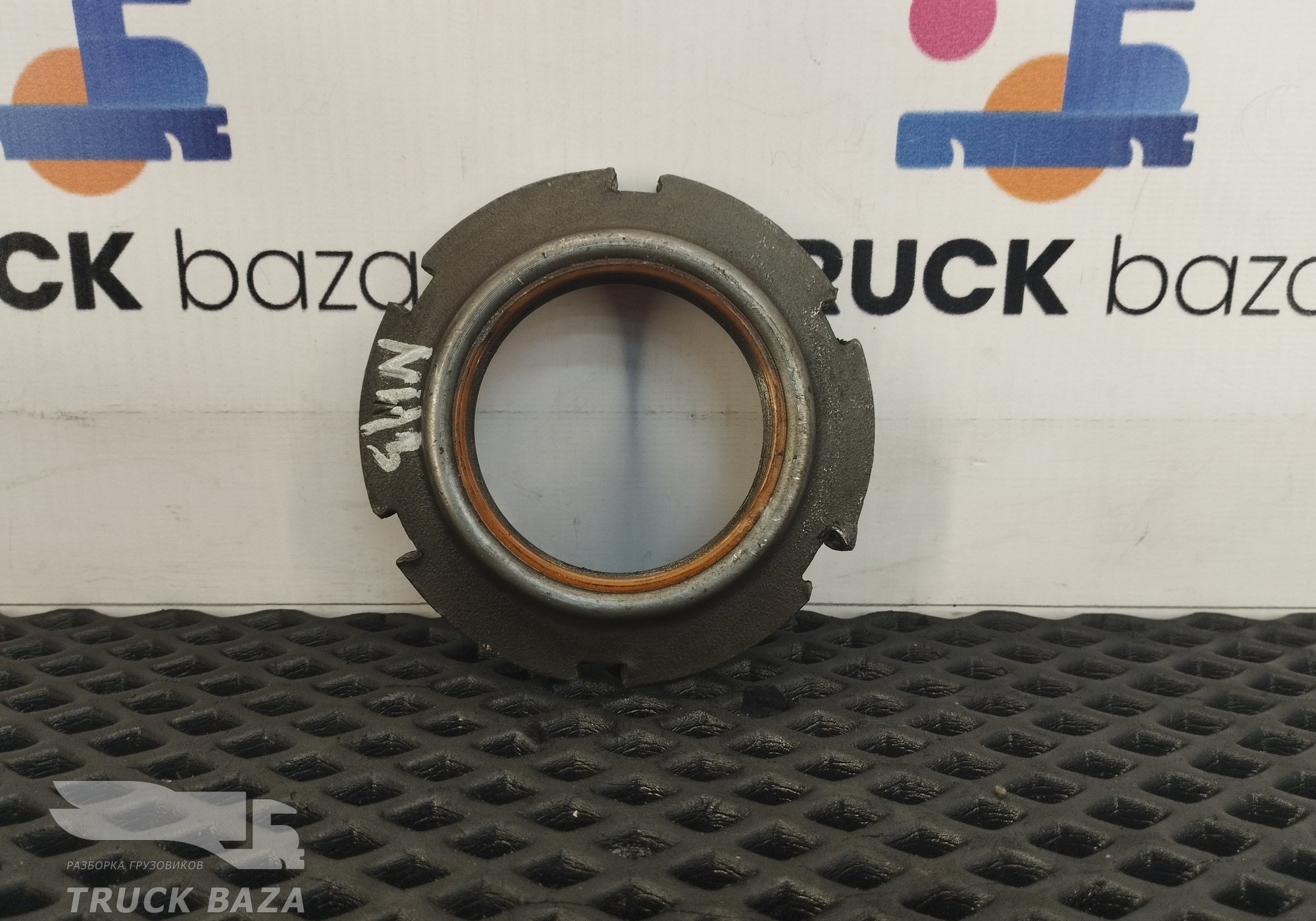 81906200086 Гайка ступицы передней для Man TGX