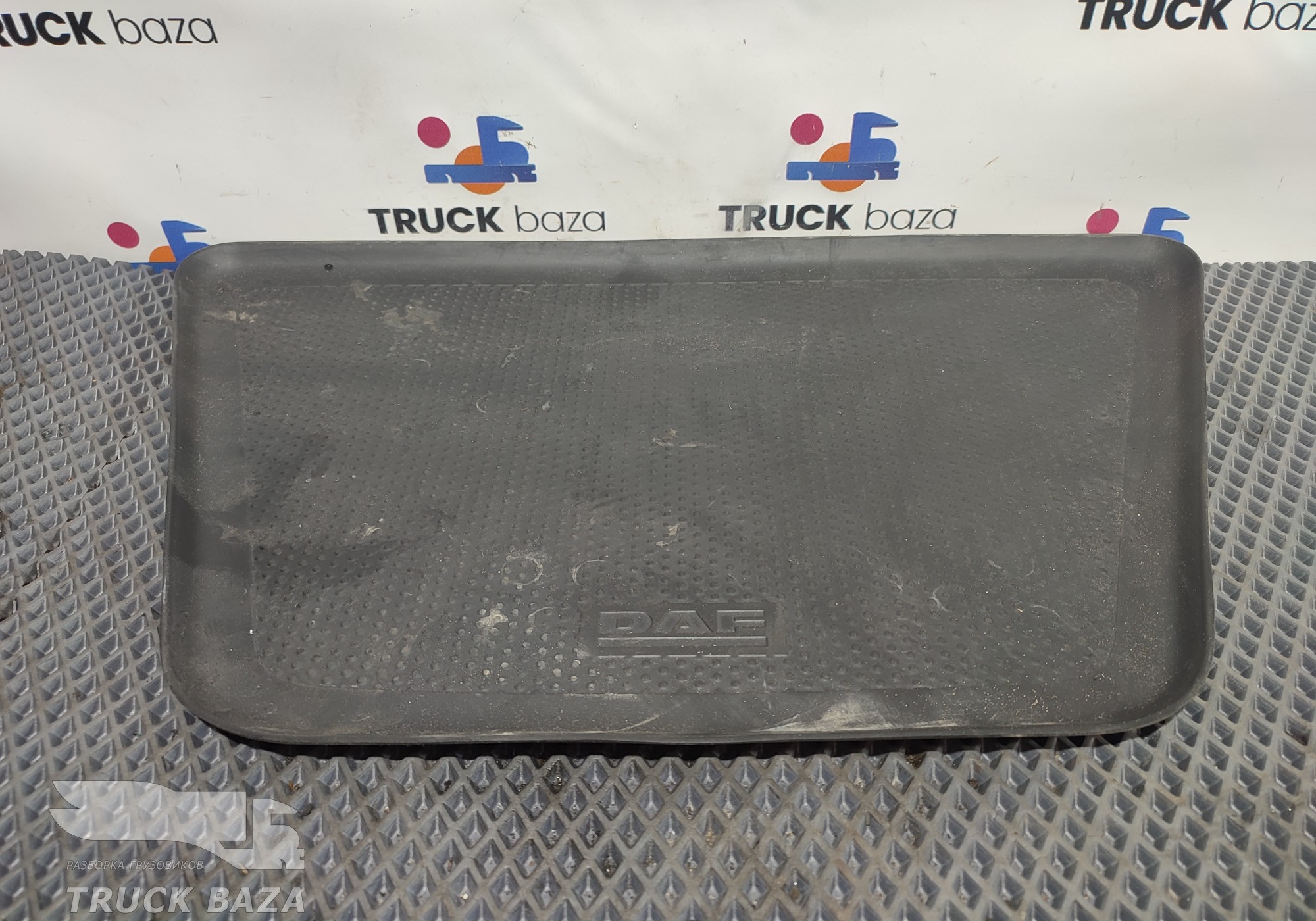 2162056 Коврик торпедо