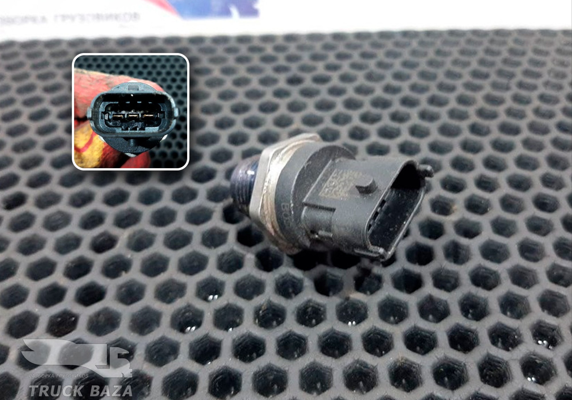 0281002937 Датчик давления топлива для Man TGX I (с 2007)