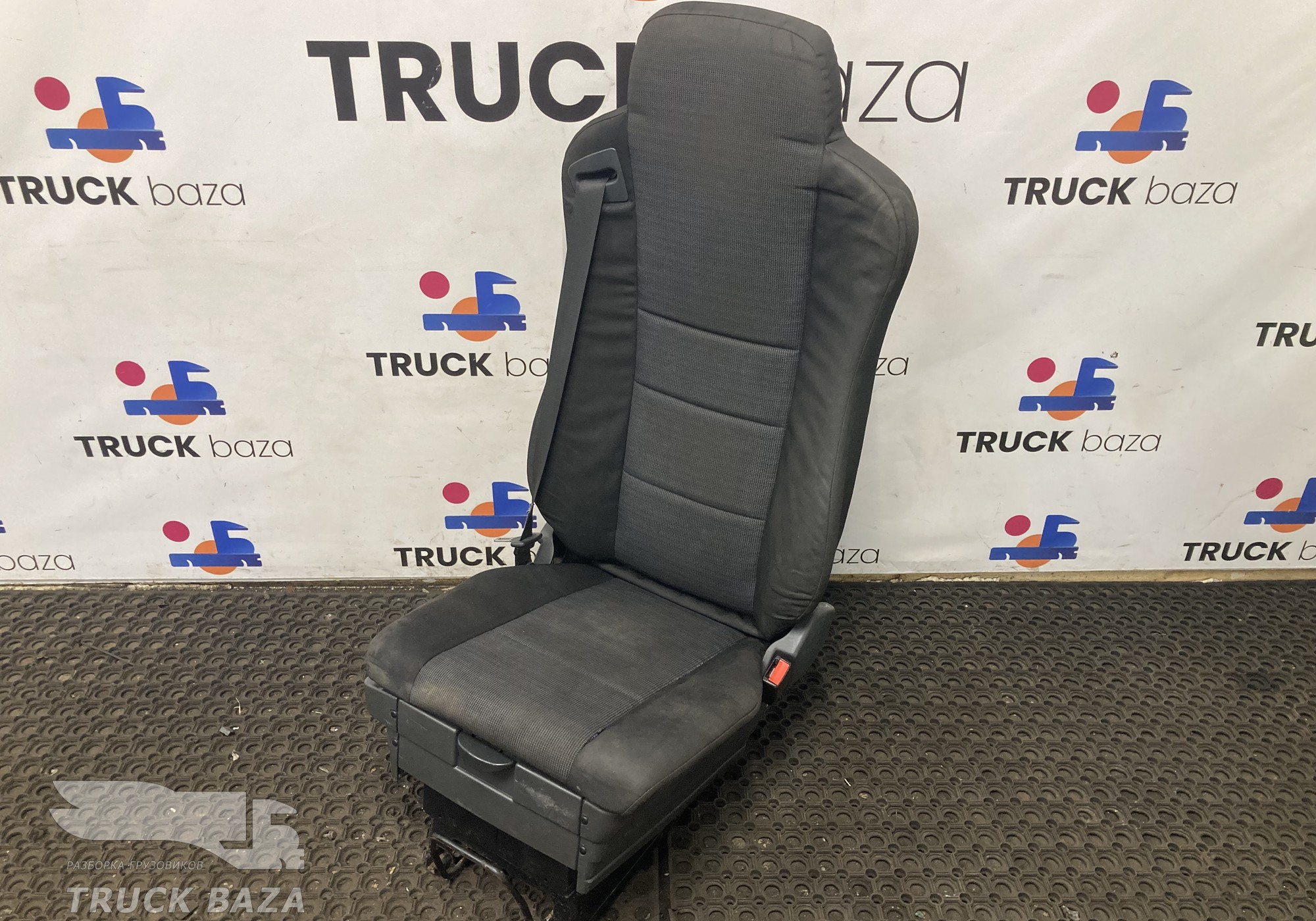 45104680003131 Сиденье пассажирское механическое для КАМАЗ 5490 (с 2013)