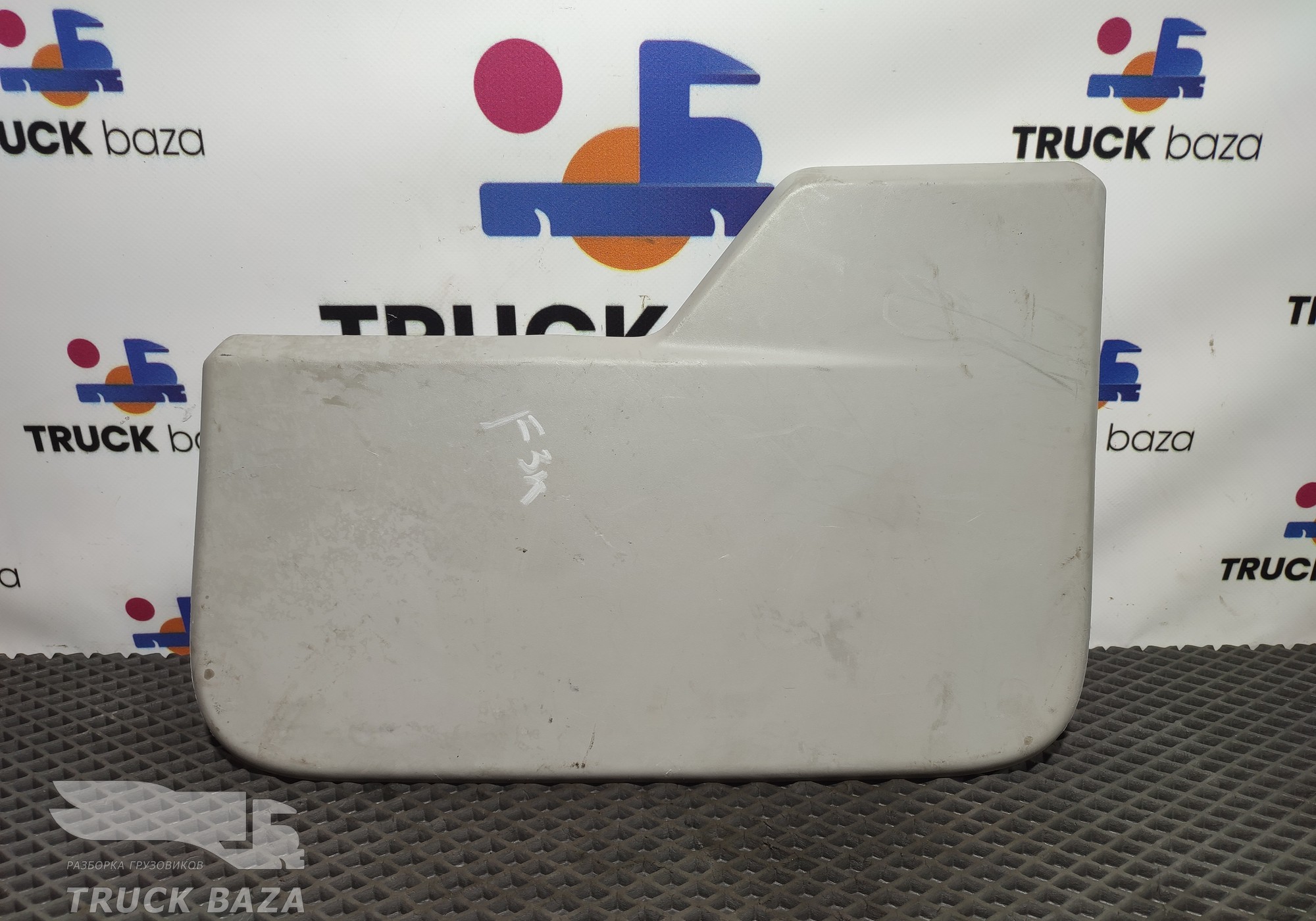 JC46E31305APIA02 Накладка на обшивку левая для Ford F-MAX (с 2018)