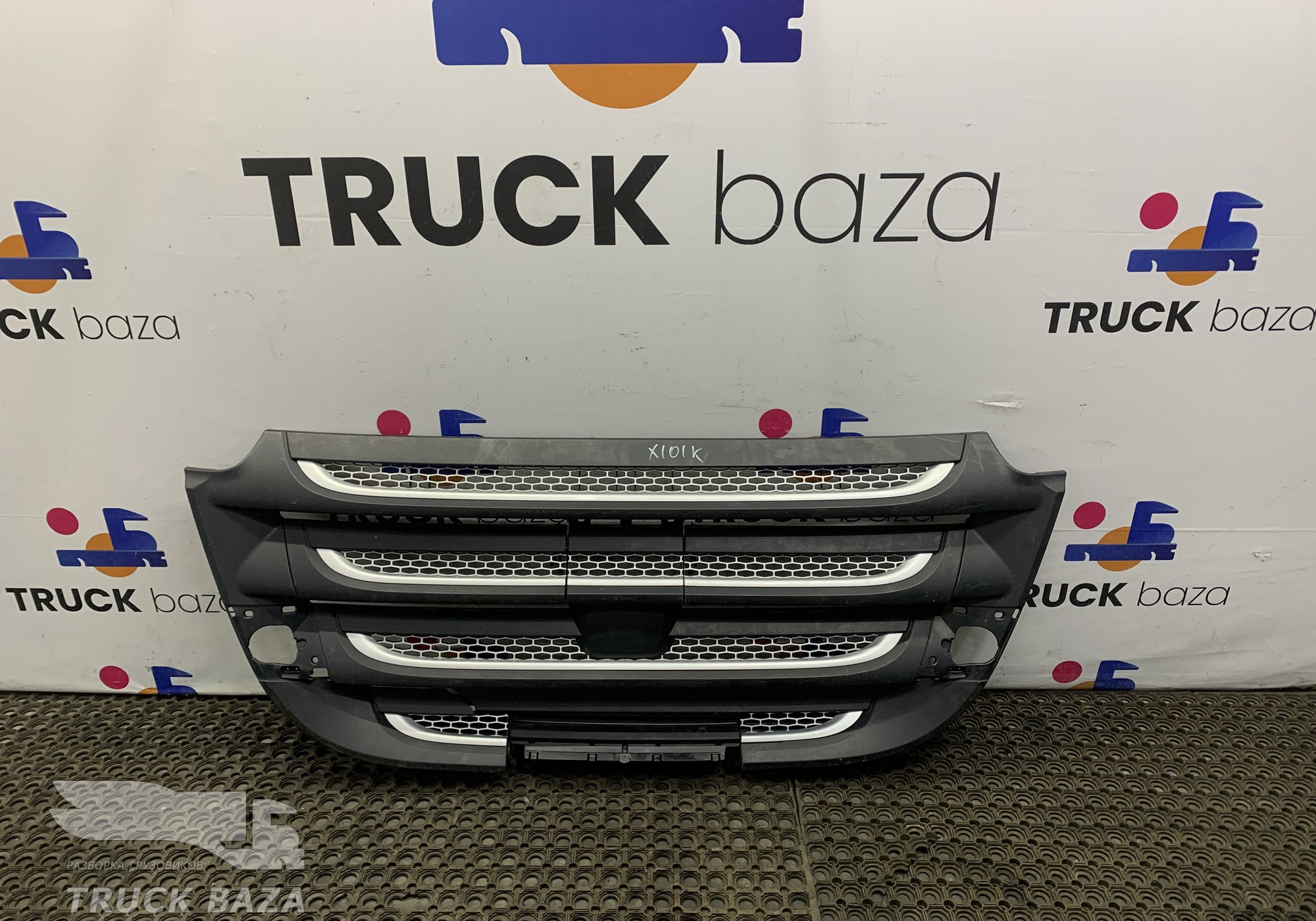 1798480 Решетка радиатора для Daf XF106 (с 2012)