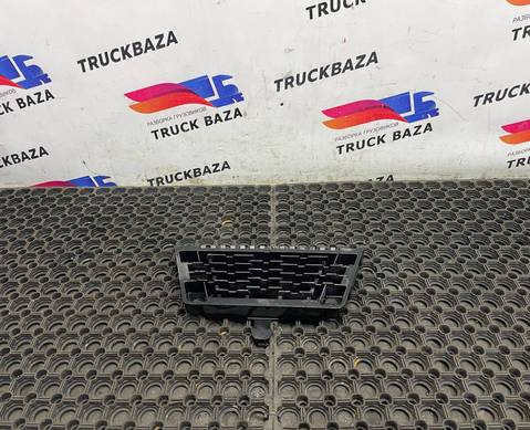 82275624 Подножка для Renault T (с 2013)