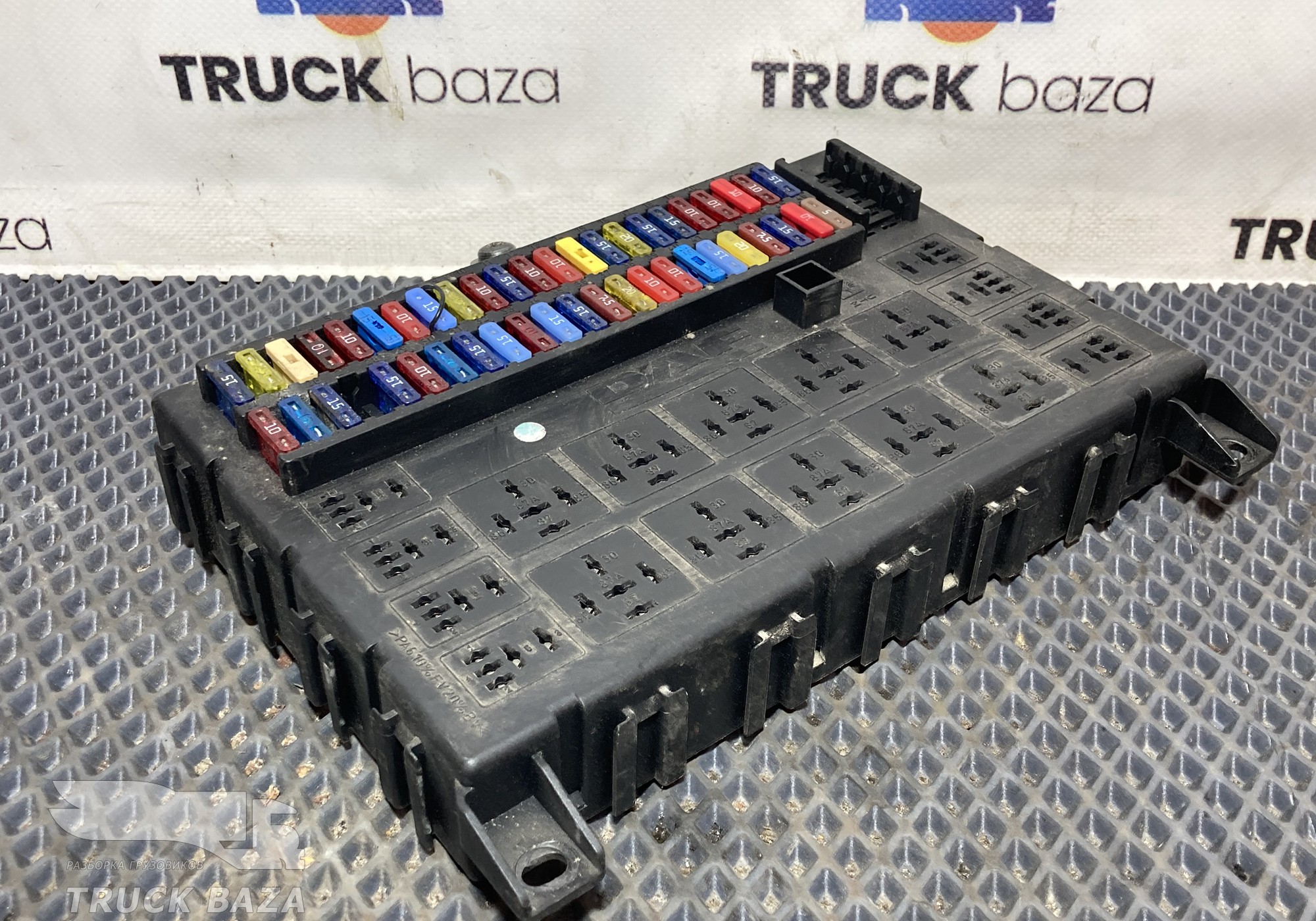 2036358 Блок предохранителей для Daf XF105 (с 2005)