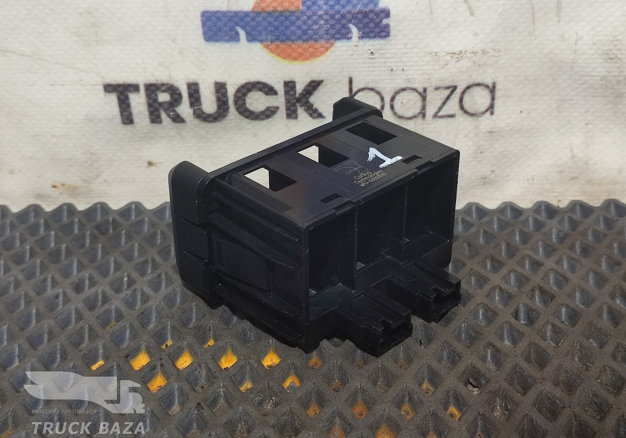 MPU00000010 Блок кнопок для КАМАЗ 54901