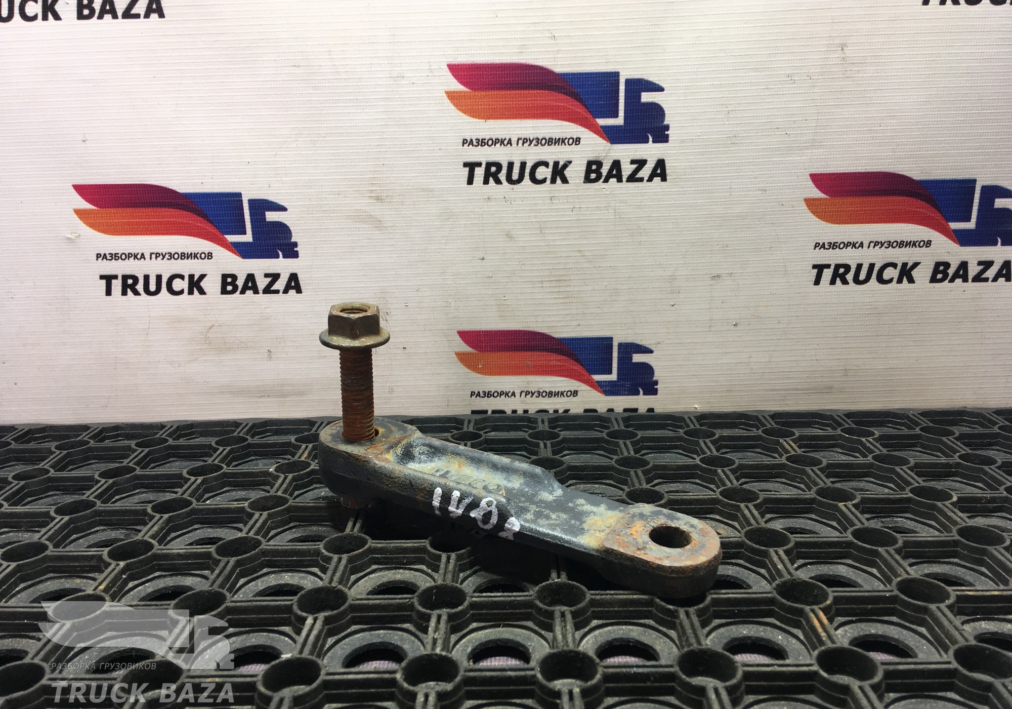 8165566 Проставка траверсы КПП для Iveco