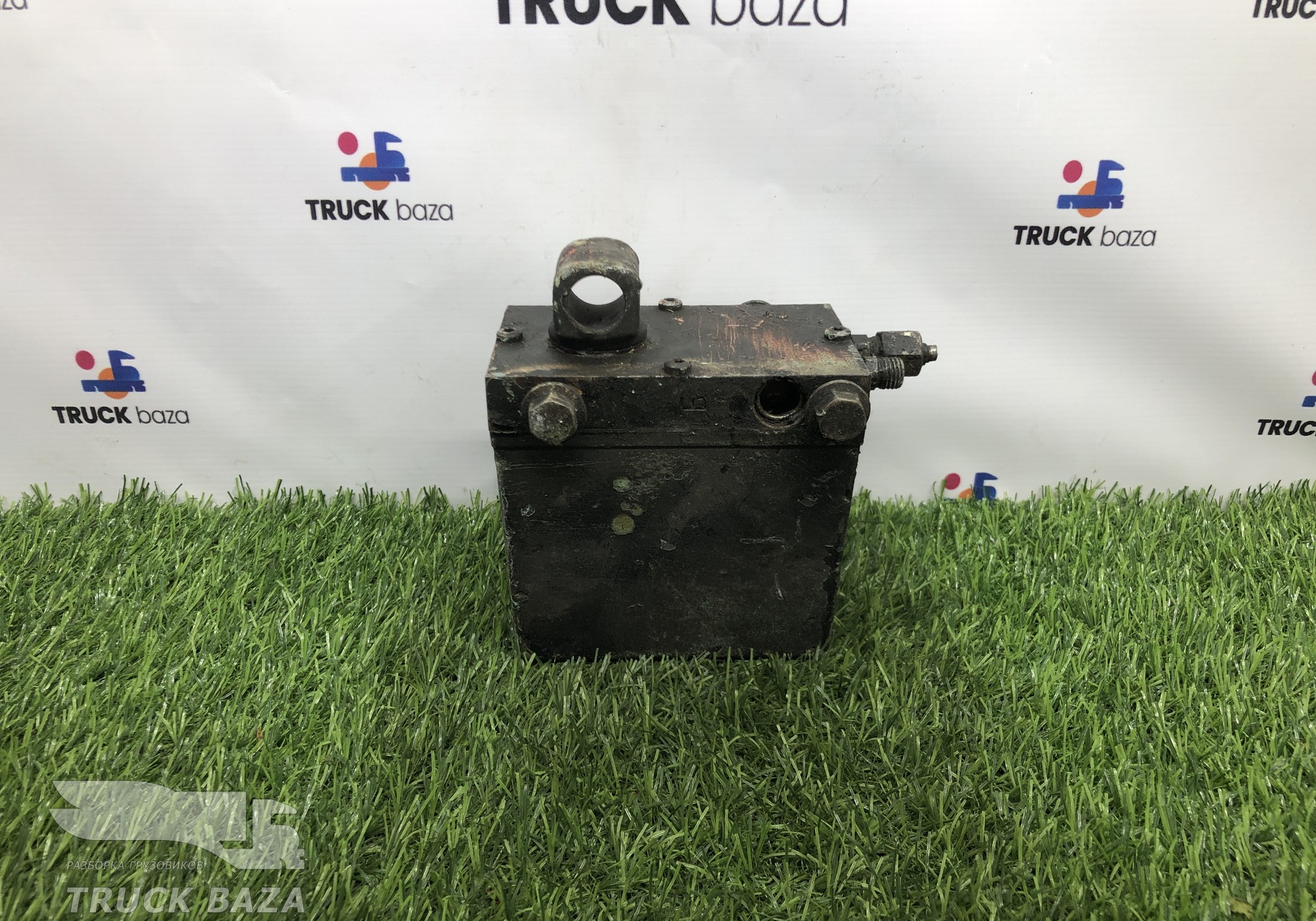 1450903 Насос подъема кабины